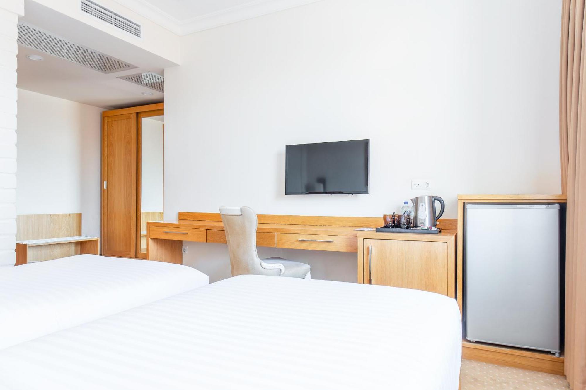Praga Hotel Ташкент Екстер'єр фото